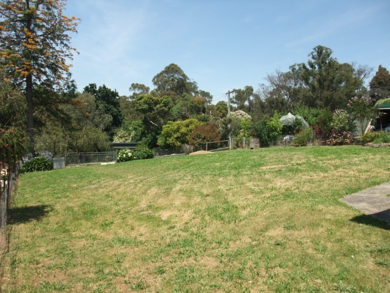 21 Delancey Road, Wandin North VIC 3139