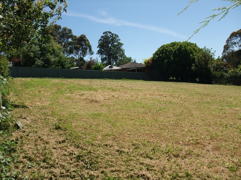 81A Walker Road, Seville VIC 3139