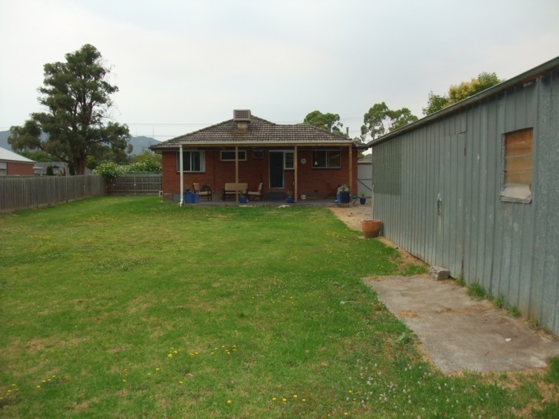 103 Lomond Ave, Kilsyth VIC 3137