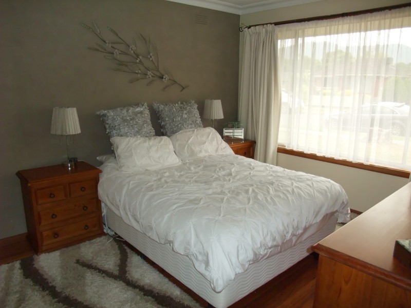 103 Lomond Ave, Kilsyth VIC 3137