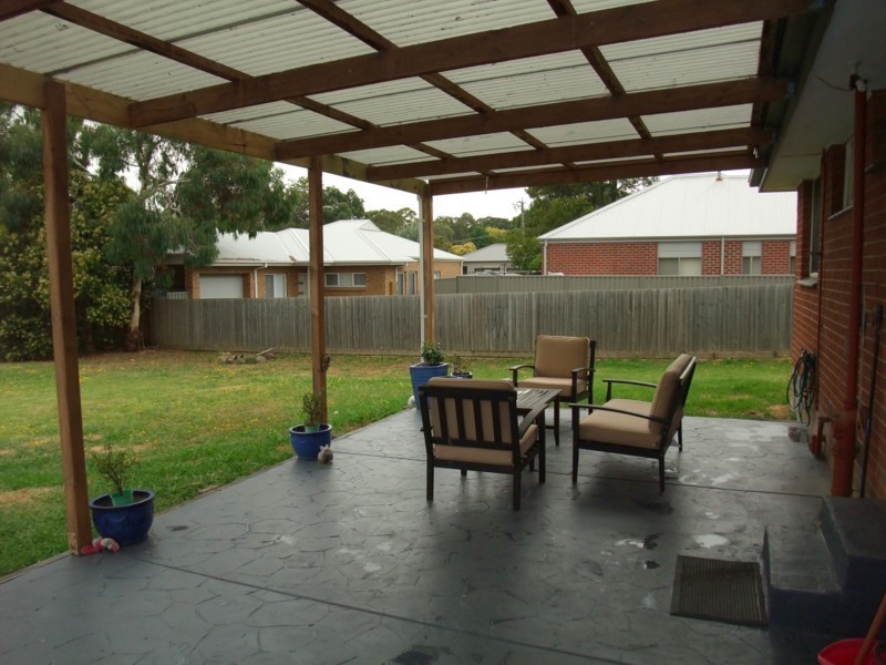 103 Lomond Ave, Kilsyth VIC 3137