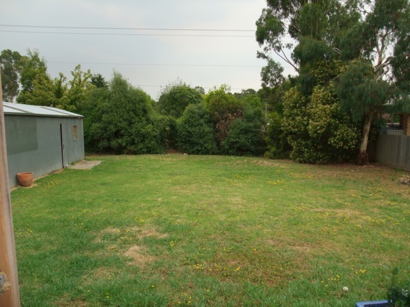 103 Lomond Ave, Kilsyth VIC 3137