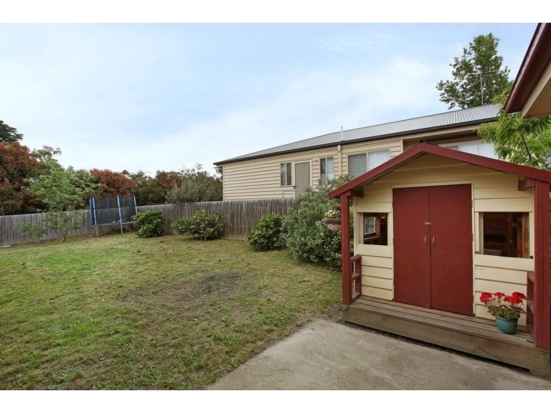 586 Warburton Highway, Seville VIC 3139