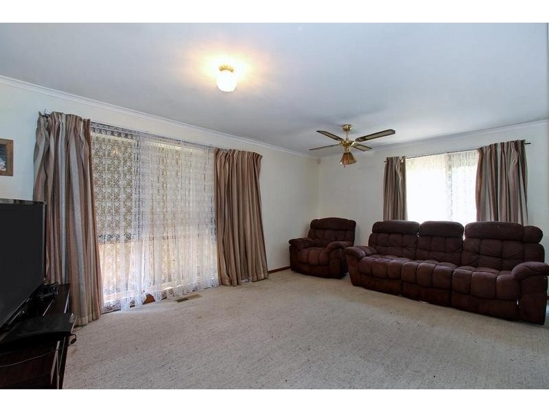 5 Joan Court, Woori Yallock VIC 3139