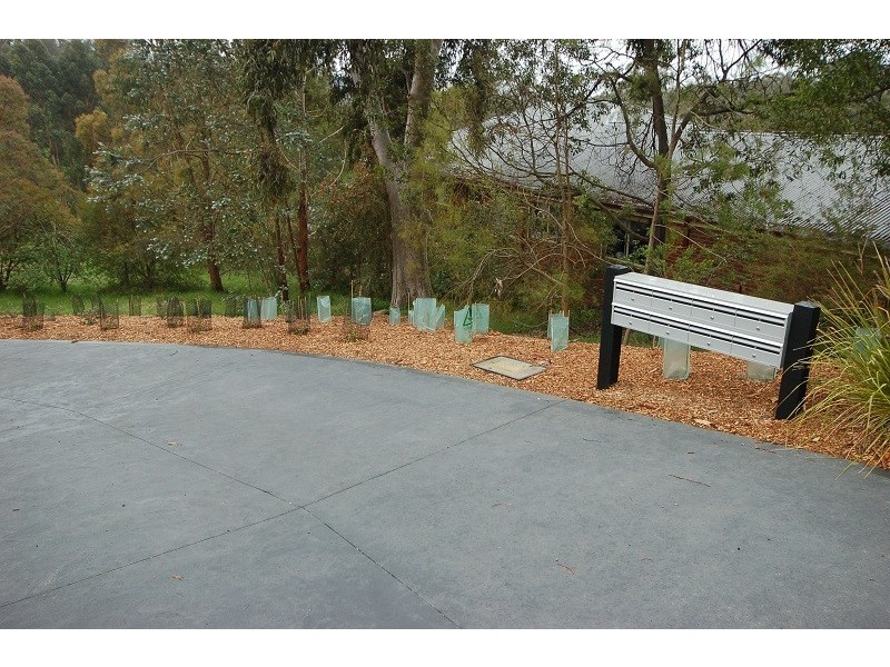 7 Guest House Close, Seville VIC 3139