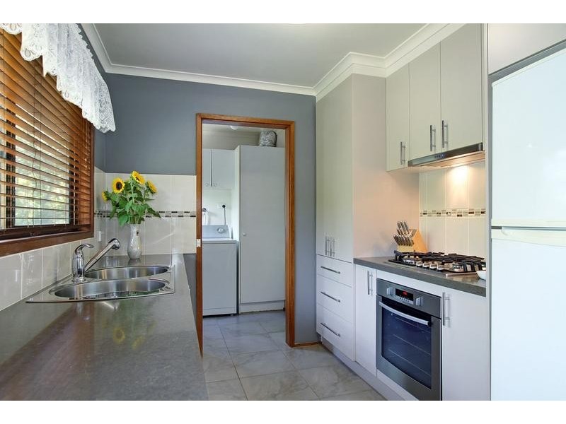 5 Read Road, Seville VIC 3139