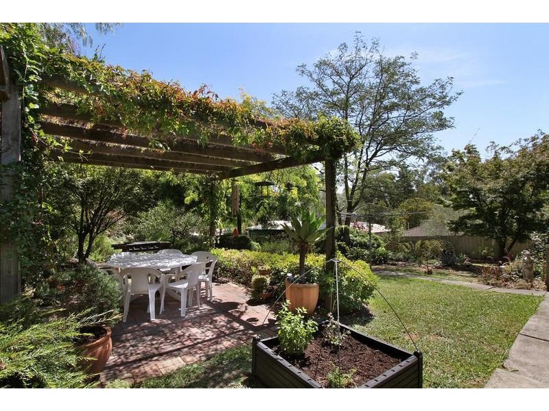 5 Read Road, Seville VIC 3139