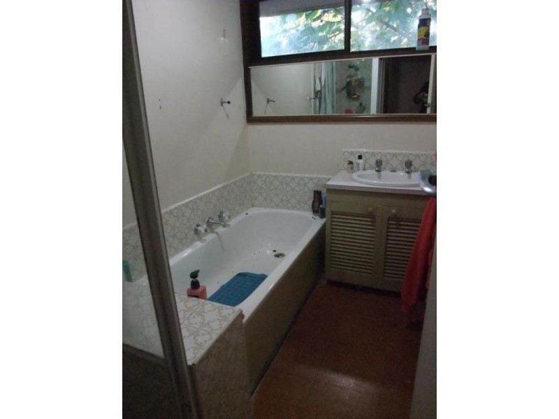 882 Warburton Highway, Seville VIC 3139