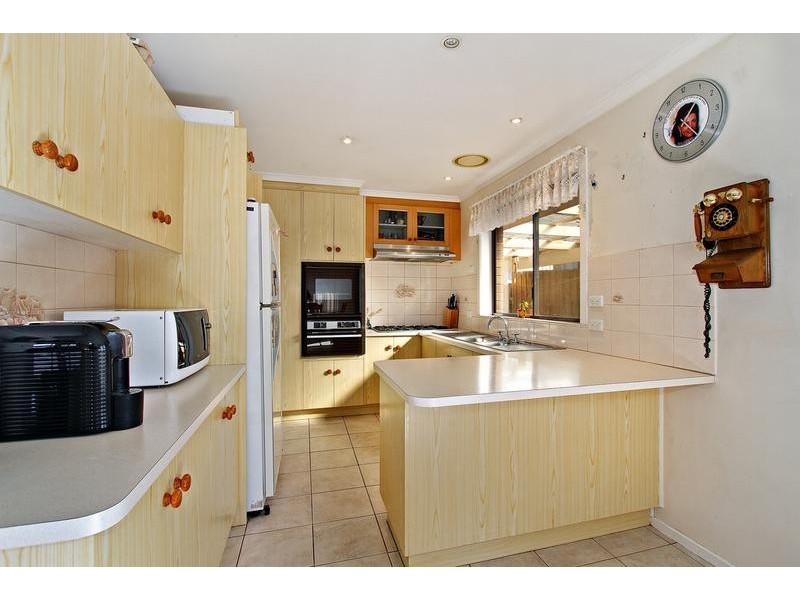 8 Ducol Court, Seville VIC 3139