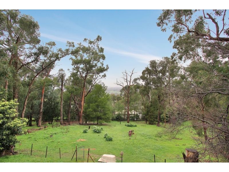 3 Ray Street, Seville VIC 3139