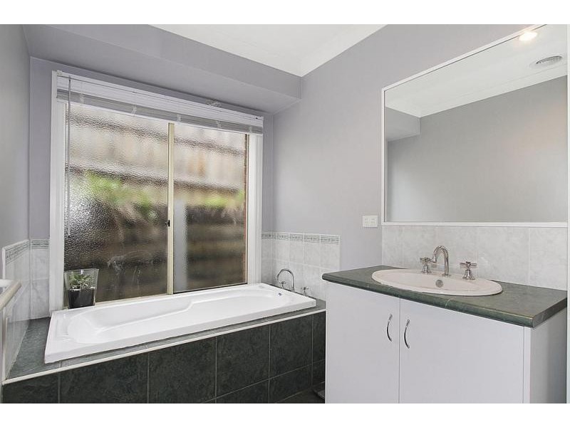 5 Pignataro Court, Wandin North VIC 3139