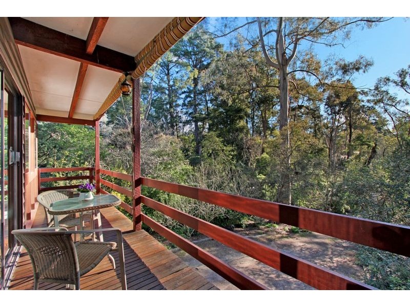 27 Bickleigh Vale Road, Mooroolbark VIC 3138