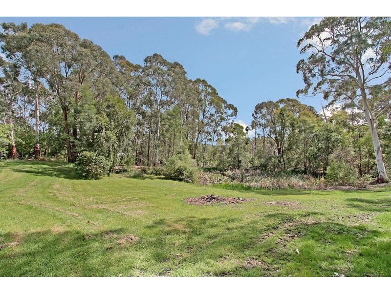 621 Victoria Road, Seville VIC 3139