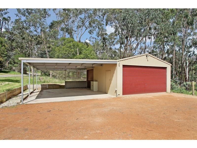 621 Victoria Road, Seville VIC 3139