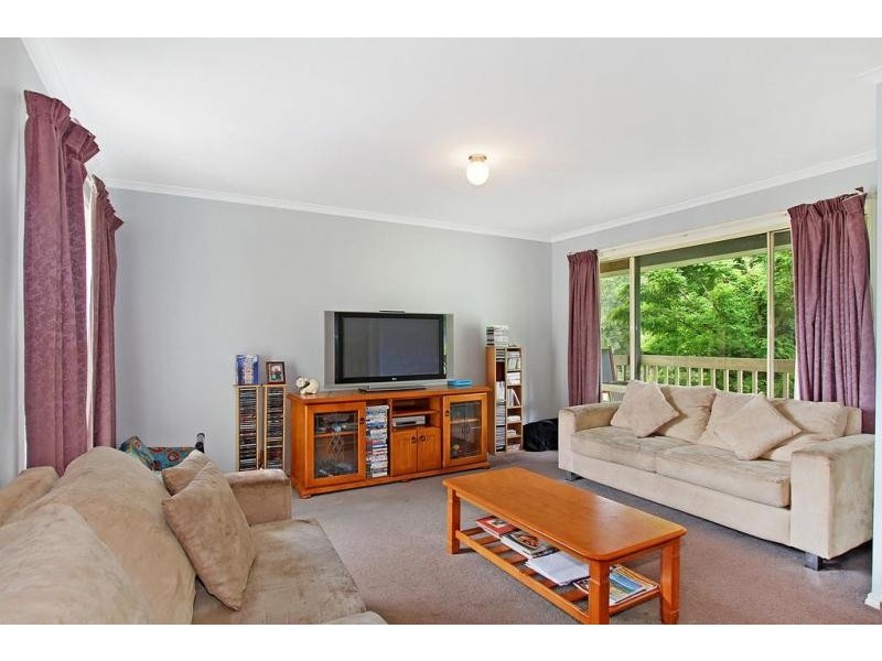 6 Stringybark Lane, Seville VIC 3139