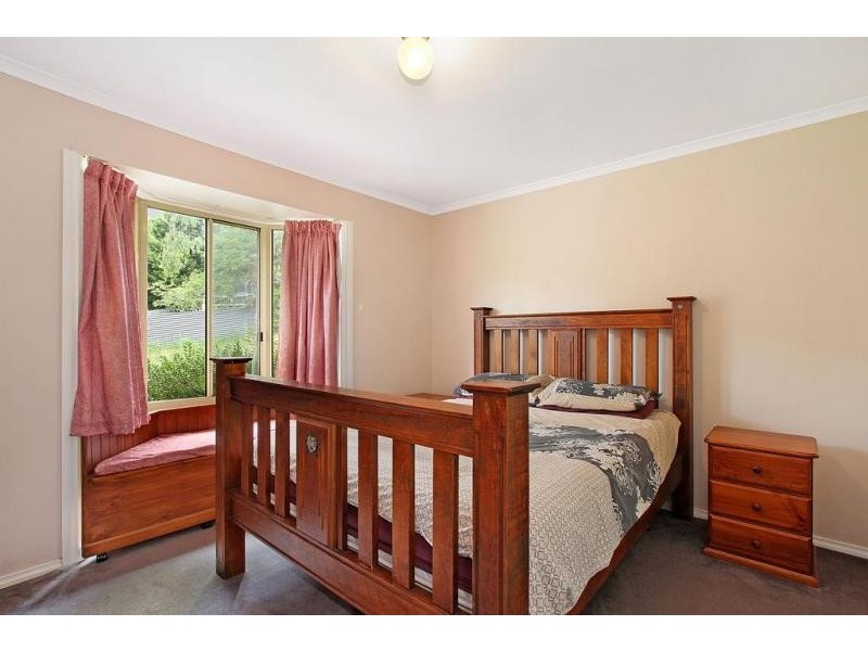 6 Stringybark Lane, Seville VIC 3139