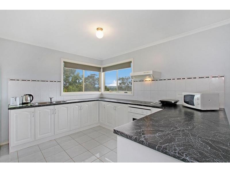 6 Stringybark Lane, Seville VIC 3139