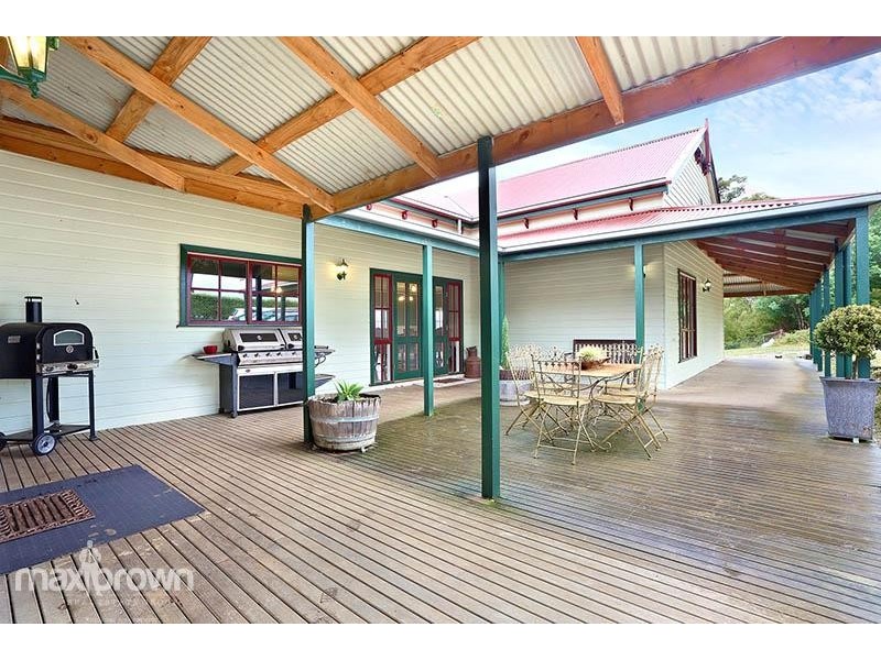 489 Lusatia Park Road, Hoddles Creek VIC 3139