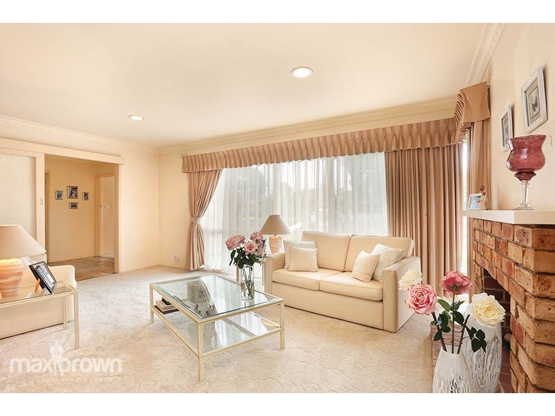 85 Sellick Drive, Croydon South VIC 3136