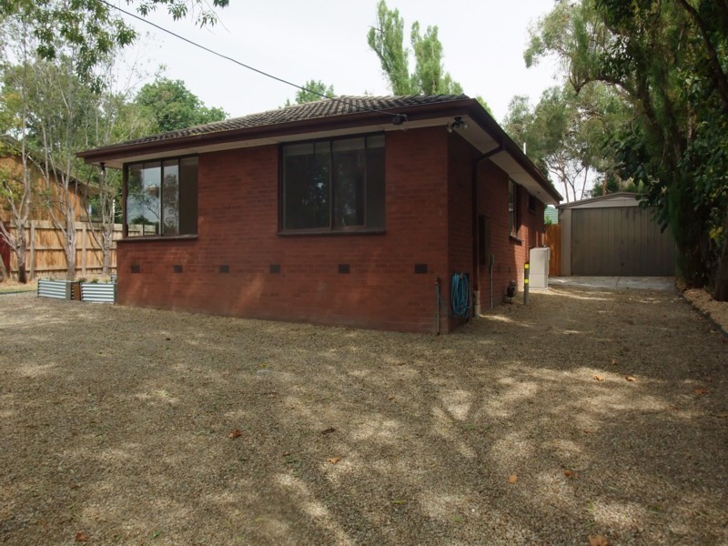 882 Warburton Highway, Seville VIC 3139