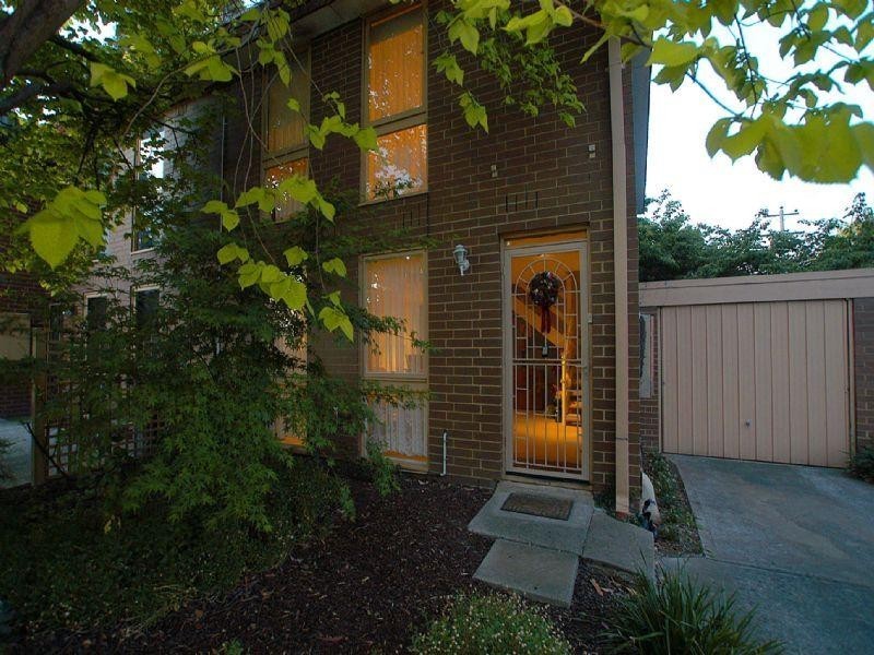 19, 77-79 Bayswater Road (Access via Park Lane), Croydon VIC 3136