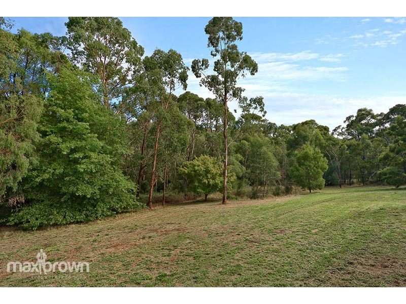 449 Victoria Road (access via end of Station Rd), Seville VIC 3139