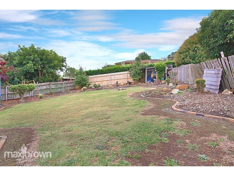 2 Admiral Court, Lilydale VIC 3140