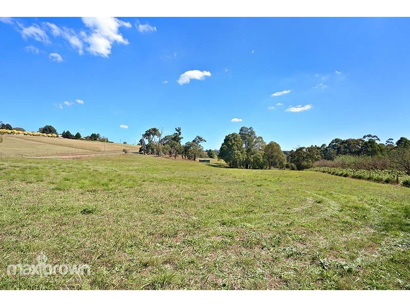 80 Wandin Creek Road, Wandin North VIC 3139