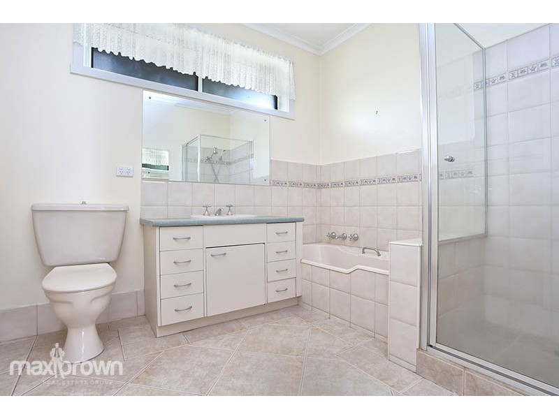 9 Raleigh Street, Seville VIC 3139