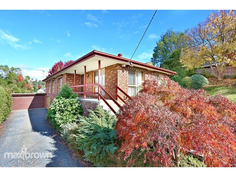 10 Amanda Court, Seville VIC 3139