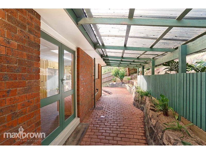 192 Quinn Crescent (Best access via Marcus St), Mount Evelyn VIC 3796