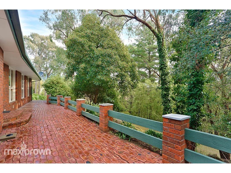 192 Quinn Crescent (Best access via Marcus St), Mount Evelyn VIC 3796