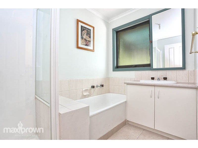 2/55 Drummond Road, Seville VIC 3139