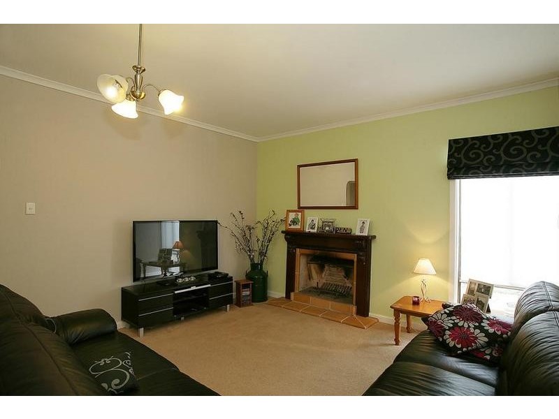 1/9 Kalina Court, Kilsyth VIC 3137