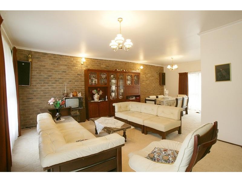 Chirnside Park VIC 3116