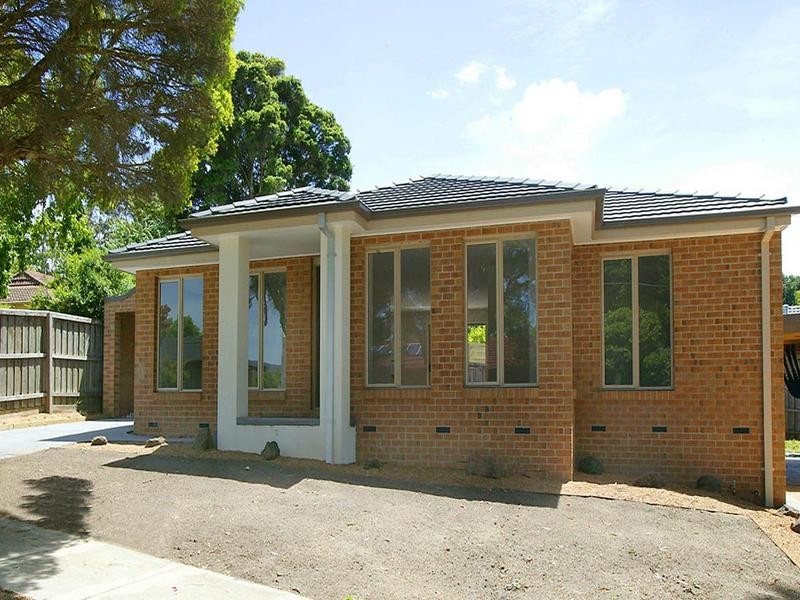 2/21 Turkeith Crescent, Croydon North VIC 3136