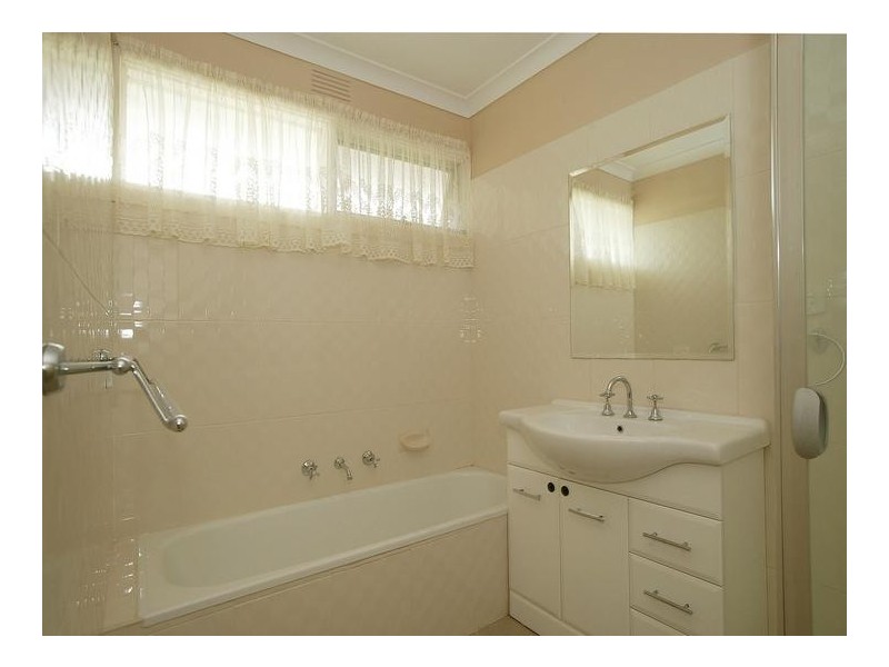 Chirnside Park VIC 3116