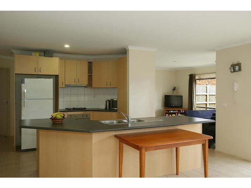 39 Grierson Drive, Kilsyth VIC 3137