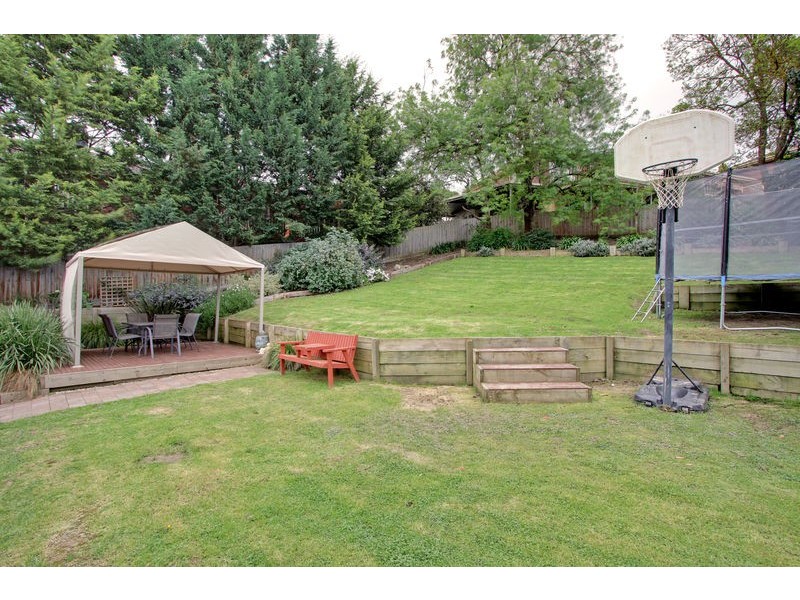 67 Winyard Drive, Mooroolbark VIC 3138
