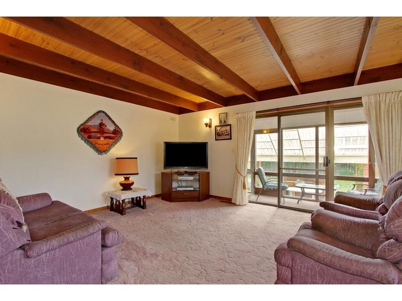 123 Pembroke Road, Mooroolbark VIC 3138