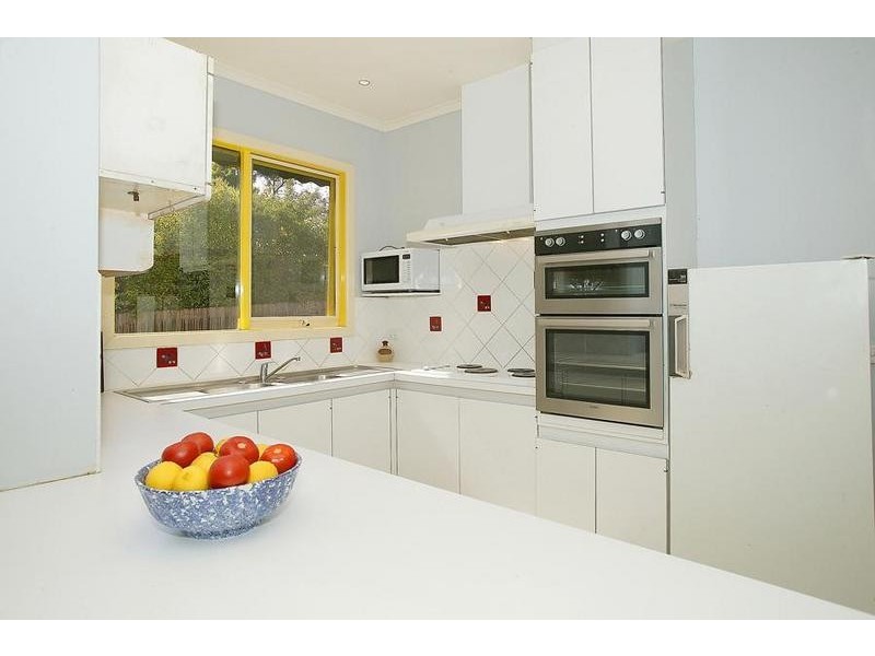 37 Eothen Lane, Kilsyth VIC 3137