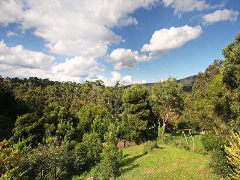 93 Charles Road, Lilydale VIC 3140