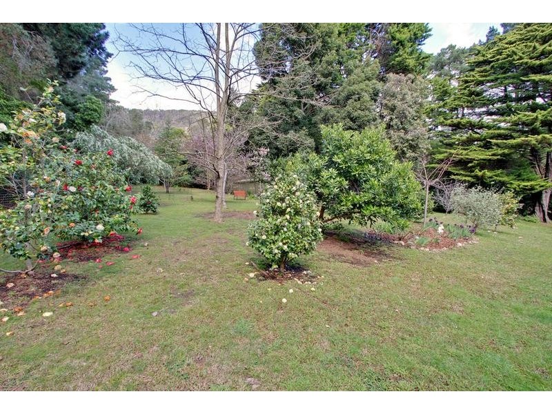 404 Sheffield Road, Montrose VIC 3765