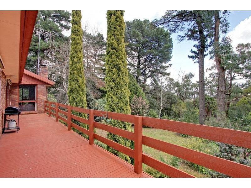 404 Sheffield Road, Montrose VIC 3765