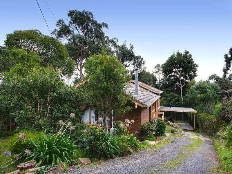 15 Gordon Avenue, Montrose VIC 3765