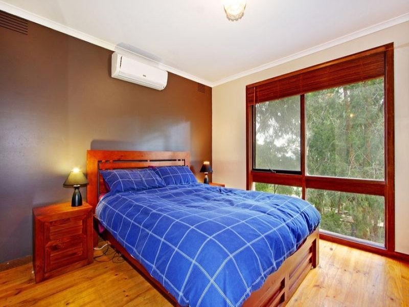 15 Gordon Avenue, Montrose VIC 3765