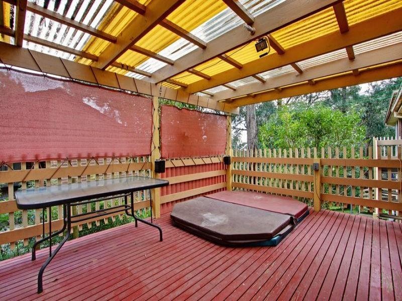 15 Gordon Avenue, Montrose VIC 3765