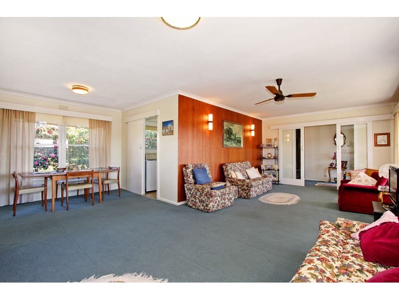 25 Mount View Parade, Mooroolbark VIC 3138