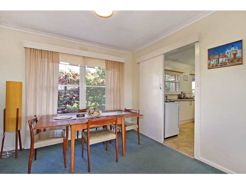 25 Mount View Parade, Mooroolbark VIC 3138