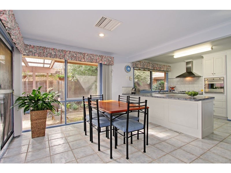 63 Alpine Way, Kilsyth VIC 3137